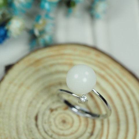 母乳珍珠鋯石戒指
